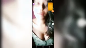 Tamil Married Woman Exposing Her Huge Soft Boobs For Stranger