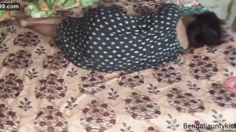 Desi Married Aunty Moaning Loud Getting Pounded All Night In