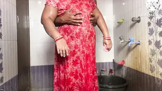 Horny Aunty Getting Naughty With Her Son In Law In Bedroom