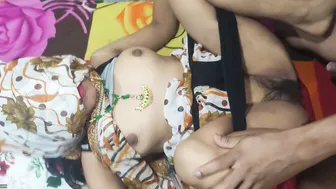 Desi Married Babe In Saree Letting Me Explore Her Thick Body