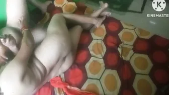 Desi Aunty Getting Fucked In Hotel Room Showing Her Big Ass