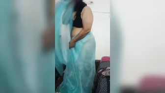 Kerala Aunty Getting Her Pussy Eaten By Younger Neighbor Guy