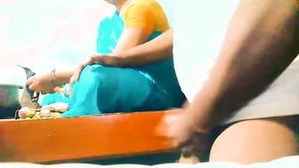 Desi Aunty Chopping Veggies While Boyfriend Jerks Off Beside Her