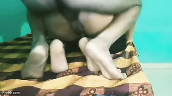 Tamil Aunty Cheating With Husband Friend Captured On Camera