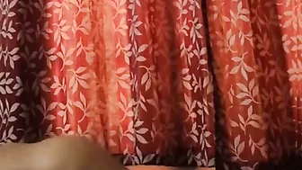 Married Aunty Giving Me Slow Handjob Until I Explode On Her