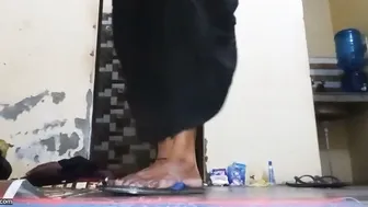 Bengali Aunty Washing Clothes Teasing Me Flashing Her Pussy