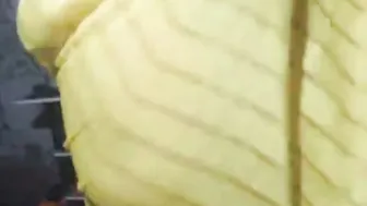 Aunty In Yellow Saree Dirty Talking While Getting Fingered