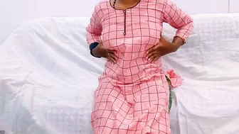 Desi Aunty Pleasuring Herself With Cucumber In The Kitchen