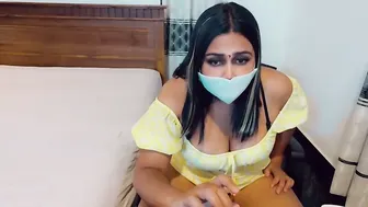 Desi Babe Putting On A Sexy Strip Show For Her Viewers Live