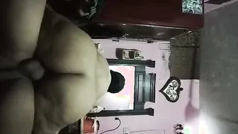 Desi Milf Aunty Showing Off Her Huge Natural Tits On Camera