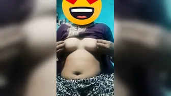 Married Bhabhi Exposing Her Fat Pussy And Massive Boobs To Me