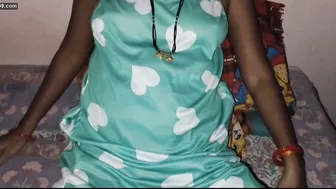 Lonely Aunty Pleasuring Herself Inserting Vibrator Deep Inside