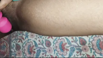 Lonely Aunty Pleasuring Herself Inserting Vibrator Deep Inside