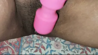 Lonely Aunty Pleasuring Herself Inserting Vibrator Deep Inside