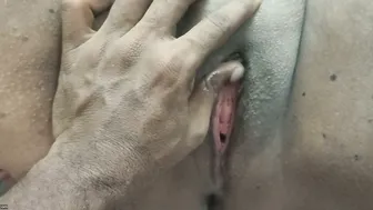 Fingering My Lonely Mature Aunty Until She Begs For More Cock