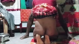 Desi Aunty Moaning Loud While Getting Her Pussy Licked At Home