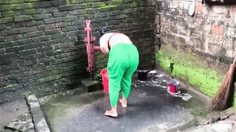 Catching My Stepaunt Washing Clothes And Fucking Her From Back