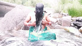 Silk Saree Aunty Getting Pounded Outdoors In The Morning Breeze