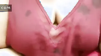 Desi Aunty Exposing Her Massive Natural Tits For The Camera