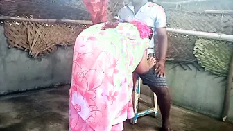 Horny Saree Aunty Riding Young College Boy In Her Bedroom