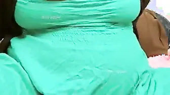 Sexy Asian Neighbor Aunty Teasing And Exposing On Webcam