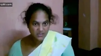 Thick Desi Aunty Revealing Her Massive Boobs Just For You