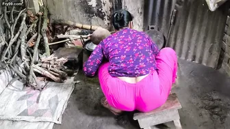 Grabbing Married Aunty In Kitchen And Fucking Her Against Table