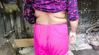 Grabbing Married Aunty In Kitchen And Fucking Her Against Table