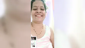 Gorgeous Desi Married Woman Teasing Before Getting Naughty