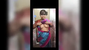 Village Aunty Flashing Her Big Tits While Bathing In Bathroom