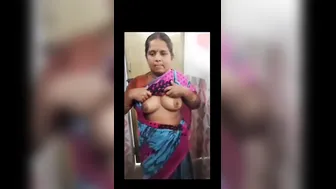 Village Aunty Flashing Her Big Tits While Bathing In Bathroom