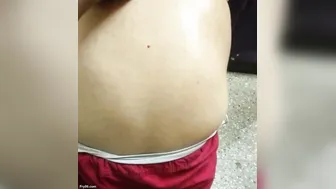 Massaging My Older GF Back Before We Fuck Tonight