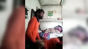 Married Aunty Caught Fucking Her Boyfriend In Leaked Footage