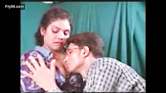 Mature Aunty Riding Young Guy Passionately In Home Video
