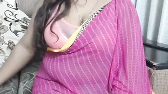 Tamil Housewife Stripping Naked On Webcam For Extra Cash Tonight