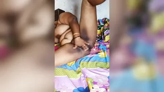 Married Aunty Getting Fingered Deep In Bedroom Late At Night