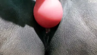 Horny Aunty Moaning Loud Playing With Toy Rubbing Her Dripping Pussy