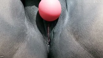 Horny Aunty Moaning Loud Playing With Toy Rubbing Her Dripping Pussy