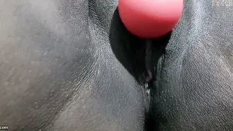 Horny Aunty Moaning Loud Playing With Toy Rubbing Her Dripping Pussy