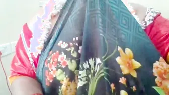 Saree Aunty Showing Big Boobs Getting Nipples Sucked Dirty Talk