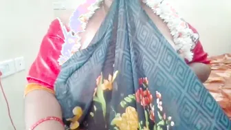Saree Aunty Showing Big Boobs Getting Nipples Sucked Dirty Talk