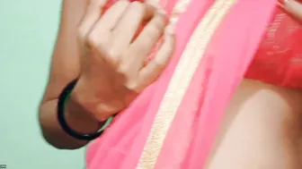 Lonely Housewife Spreading Legs Wide Showing Off Her Wet Pussy