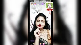 Desi Married Woman Flashing Her Big Tits On Video Call For Me