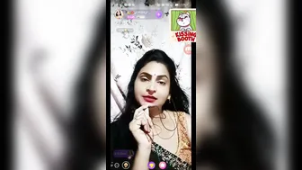 Desi Married Woman Flashing Her Big Tits On Video Call For Me