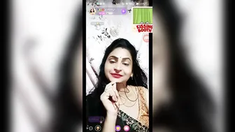 Desi Married Woman Flashing Her Big Tits On Video Call For Me
