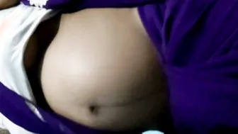 Pregnant Indian Milf Doing Dirty Talk During Her Cam Session