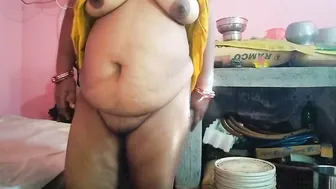 Sneaking Into Neighbor Aunty Kitchen For Quick Hard Ass Fuck