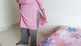 Tamil Bhabhi Getting Fucked Hard While Chatting On Her Phone