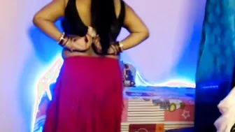 Mature Aunty Stripping Naked And Dancing Showing Her Big Boobs