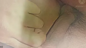 Indian Aunty In Saree Giving Slow Oily Handjob Till He Explodes